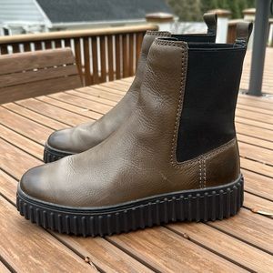 Clarks dark olive ankle boot with fashionable thick ribbed outsole